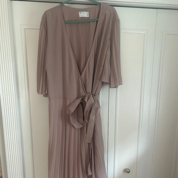 ASOS Curve Mauve Midi Dress - Picture 2 of 6